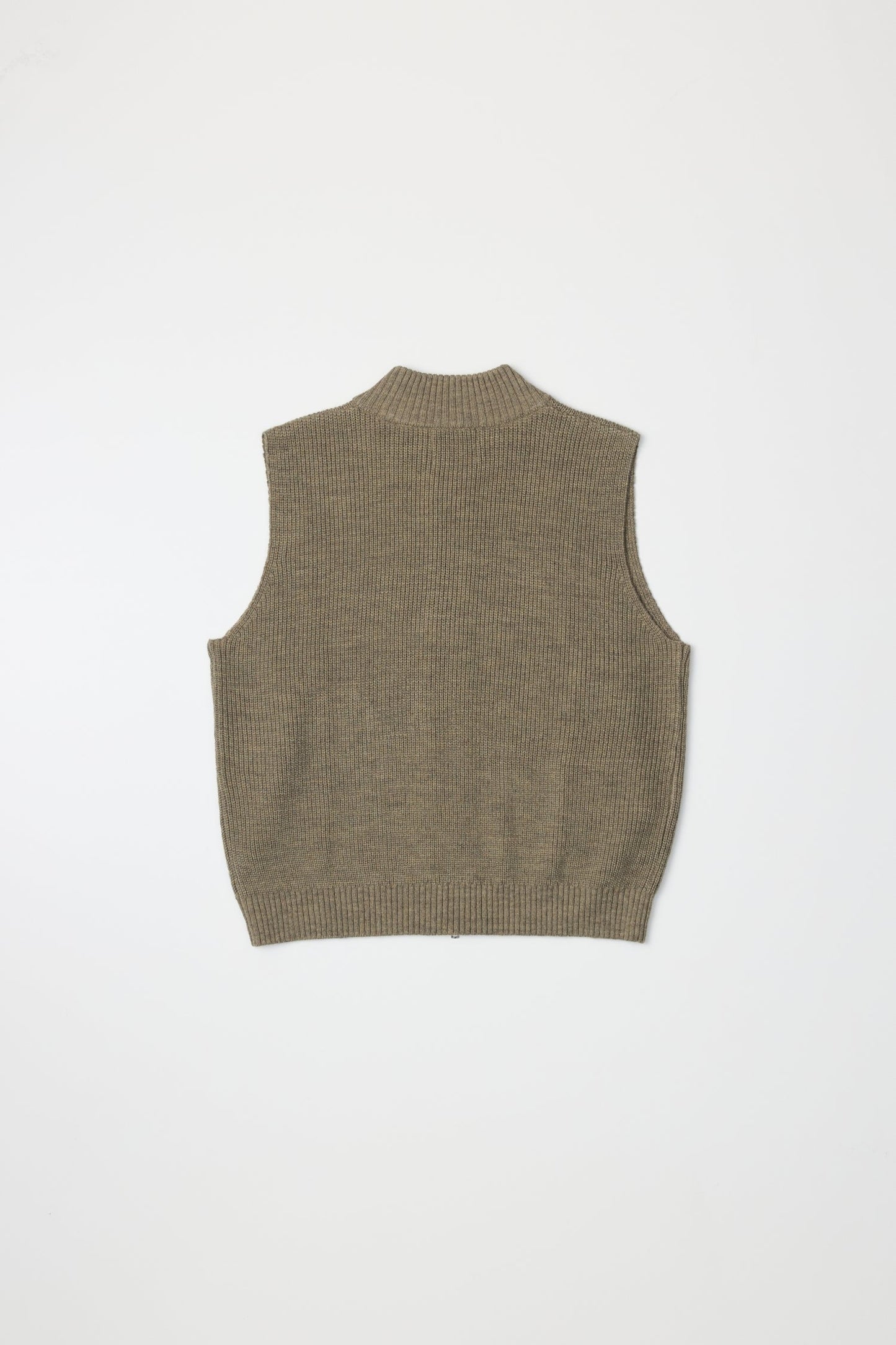 The Dion Vest - Mod Ref | Common Market